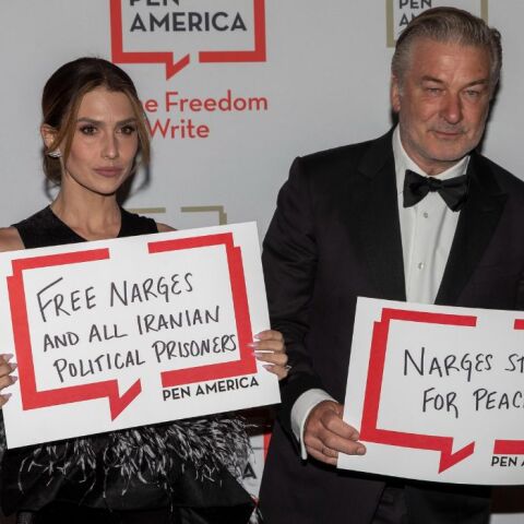  Η άβολη στιγμή που η σύζυγος του Άλεκ Μπάλντουιν του λέει on camera: Όταν μιλάω δεν θα μιλάς