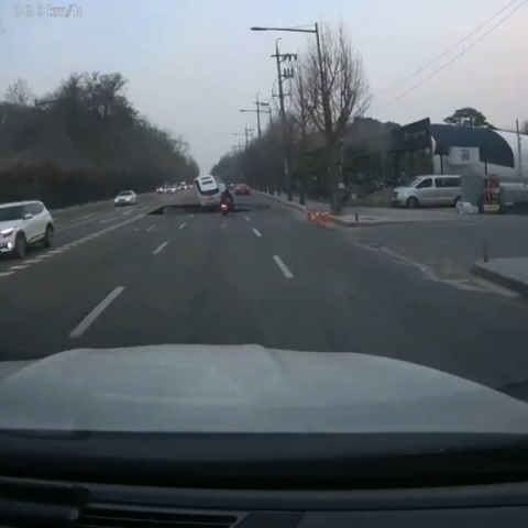 δρομος, αυτοκινητα, μηχανες