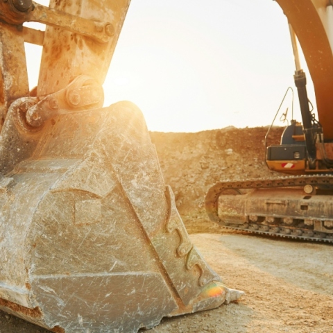 εσκαφεας, ορυχειο