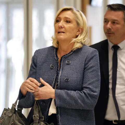 Ένοχη η Λεπέν για υπεξαίρεση δημοσίου χρήματος - Απαγόρευση συμμετοχής στις προεδρικές εκλογές