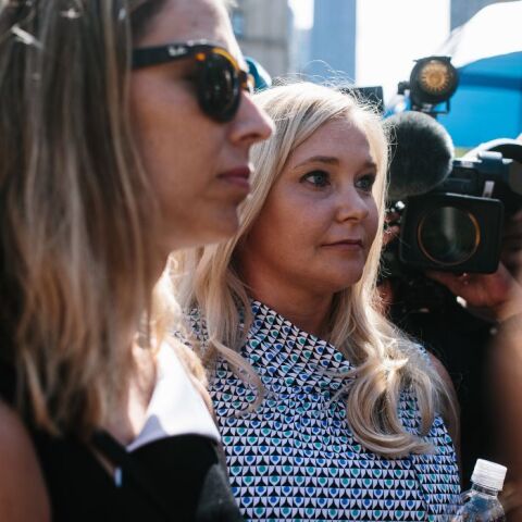 Βιρτζινία Τζιούφρε: «Τρικ» ο σοβαρός τραυματισμός της γυναίκας που κατηγόρησε τον πρίγκιπα Άντριου;