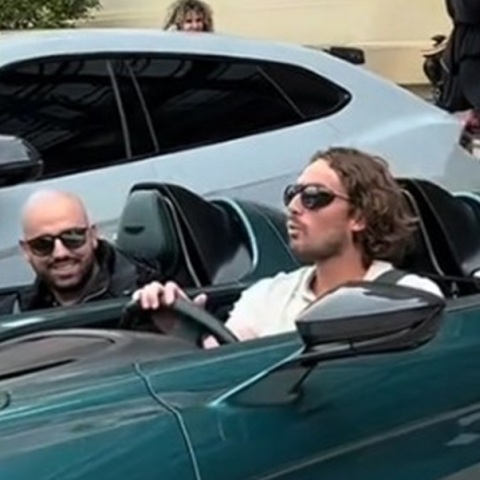 Στέφανος Τσιτσιπάς: Το βίντεο με την Aston Martin στο Μονακό και ο καταιγισμός σχολίων