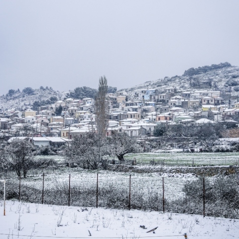 χιονισμενο χωριο