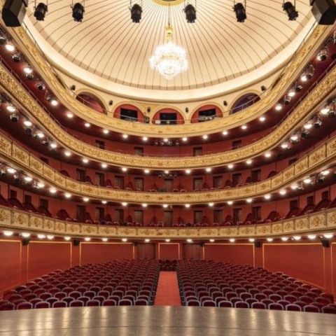 Δημοτικό Θέατρο Πειραιά, αυλαια, σκηνη, καθισματα