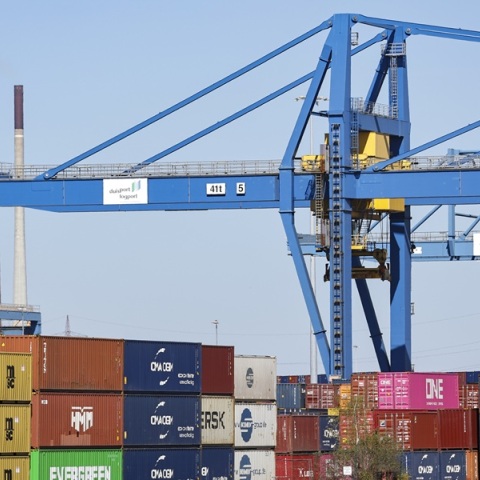 Δασμούς ύψους 21 δισ. ευρώ σε προϊόντα των ΗΠΑ, ανακοίνωσε η ΕΕ - Σε ισχύ από 15 Απριλίου