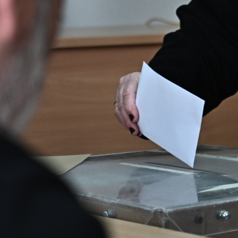 καλπη, χερι, φακελος