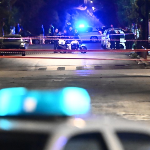 Σημαντικές υλικές ζημιές μετά την έκρηξη αυτοσχέδιου μηχανισμού στην είσοδο των γραφείων της Hellenic Train 