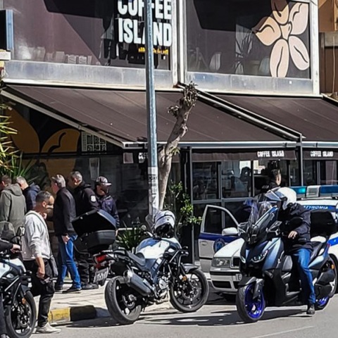 «Με έβαλε η CIA», είπε ο ληστής της τράπεζας στην Πάτρα - Ο 54χρονος είχε στην κατοχή του δυο όπλα