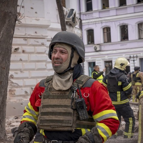 Τουλάχιστον 32 άνθρωποι σκοτώθηκαν σε ρωσική πυραυλική επίθεση στην ουκρανική πόλη Σούμι