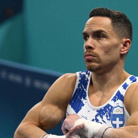 Πετρούνιας