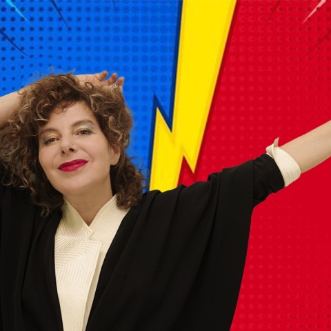 Η Έλλη Παπακωνσταντίνου σκηνοθετεί το Holy Bitch στο θέατρο Πορεία