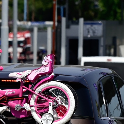 Πάσχα 2025: Εγκαταλείπουν την Αθήνα με κάθε μέσο οι εκδρομείς - Γεμάτα πλοία και ΚΤΕΛ