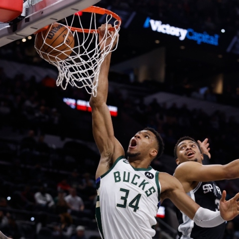 Ο Γιάννης Αντετοκούνμπο