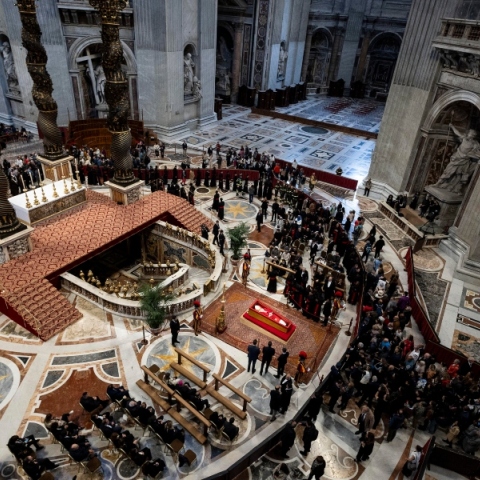 κηδεια παπα Φραγκισκου, εκκλησια