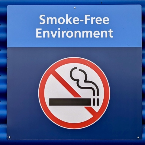 πινακιδα: no smoking