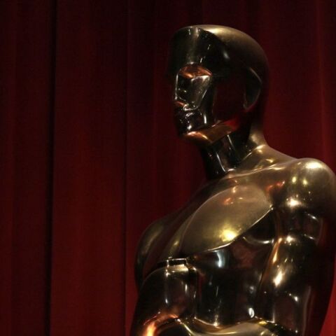 Ανώνυμος ψηφοφόρος των Όσκαρ παραδέχεται ότι προσποιείται πως παρακολουθεί ταινίες πατώντας το κουμπί play και μετά φεύγοντας για τη δουλειά του