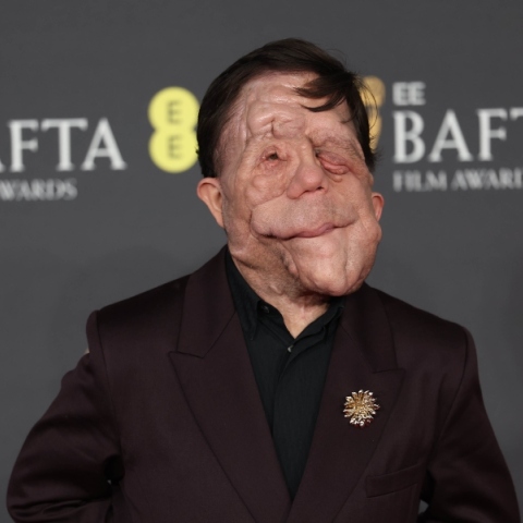 O Άνταμ Πίρσον