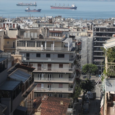 Θεσσαλονίκη: Εκρηκτικά και πυροκροτητές βρέθηκαν στο σπίτι της 39χρονης