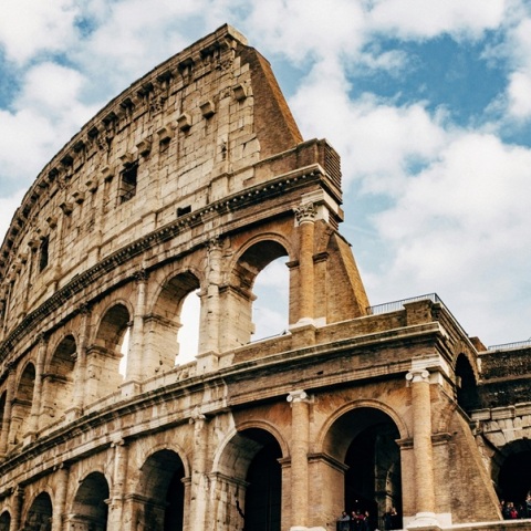 Ρώμη: 47χρονος τουρίστας καρφώθηκε σε κάγκελο του Κολοσσαίου