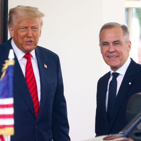 Επεισοδιακή συνάντηση του Τραμπ με τον πρωθυπουργό του Καναδά