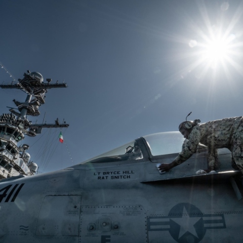 αεροσκαφος, πιλοτος, αεροπλανοφορο