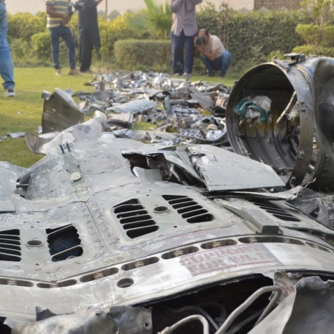 Συντρίμμια ινδικού πυραύλου στην επαρχία Πουντζάμπ του Πακιστάν