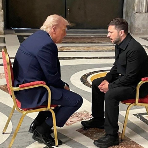 Τραμπ και Ζελένσκι στο Βατικανό