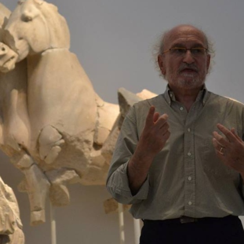 Ο αρχαιολόγος Πάνος Βαλαβάνης