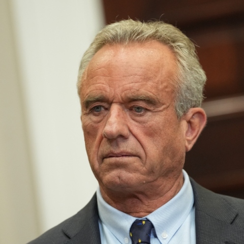 Ο Ρόμπερτ Κένεντι Τζούνιορ