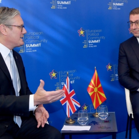 Οι πρωθυπουργοί του Ηνωμένου Βασιλείου και της Βόρειας Μακεδονίας, Κιρ Στάρμερ και Χρίστιαν Μίτσκοσκι