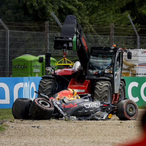 Formula 1: Τρομακτικό ατύχημα στην Ίμολα την πίστα που έχασε ο Σένα την ζωή του 