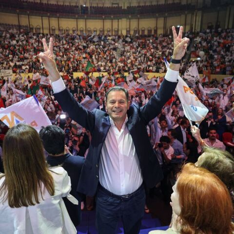 Πορτογαλία: Προς νίκη της κεντροδεξιάς στις εκλογές και πολιτικό deja vu