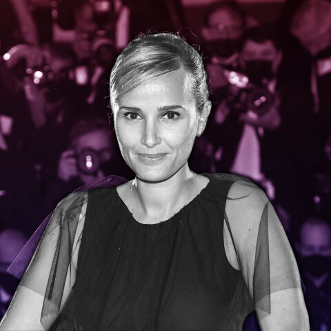 Ζουλιά Ντικουρνό