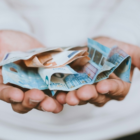 χερι κρατα λεφτα