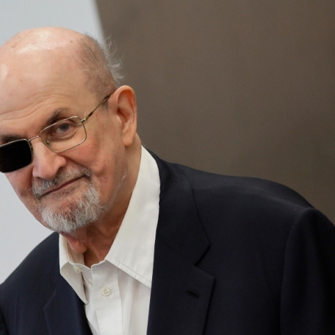 Ο Σαλμάν Ρουσντί