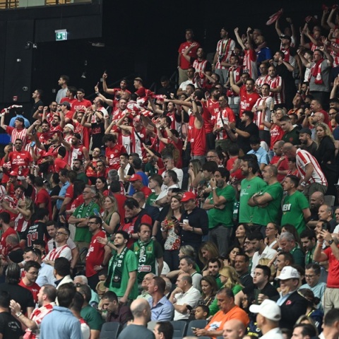 Final Four 2025: Απίστευτη ταλαιπωρία για τους Έλληνες φιλάθλους - Καθυστέρηση 9 ωρών η πτήση από το Άμπου Ντάμπι