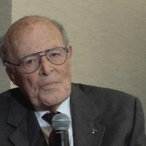 Ο Μαρσέλ Οφίλς