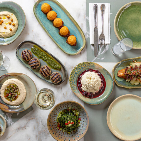 Μεζεδοπωλείο «Dopios»