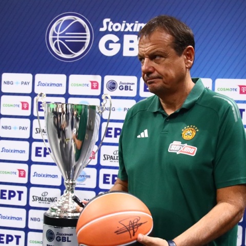 Ο Έργκιν Αταμάν τόνισε πως Παναθηναϊκός και Ολυμπιακός γνωρίζονται πολύ καλά από τις πολλές φορές που έχουν αναμετρηθεί