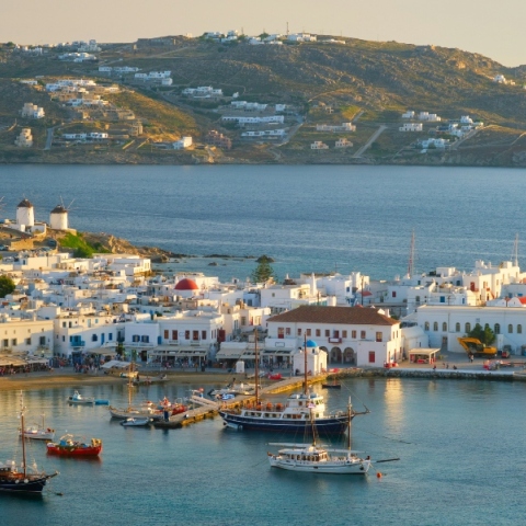 Κοινωνικός Τουρισμός, λιμανι, νησι