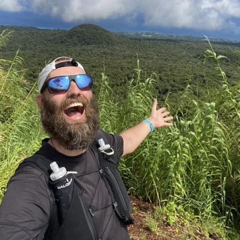 Ο Θορ Πέντερσεν έγραψε ιστορία τον Μάιο του 2023 όταν έφτασε στις Μαλδίβες, την τελευταία χώρα στην αποστολή του να ταξιδέψει σε κάθε κράτος χωρίς να πετάξει