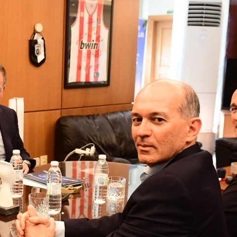 Οι Αγγελόπουλοι στον Βρούτση