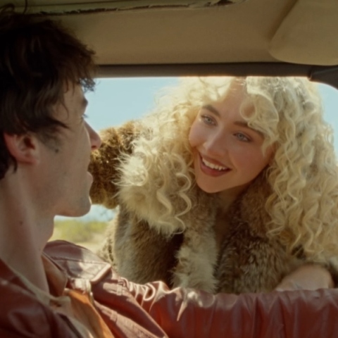 Η Σαμπρίνα Κάρπεντερ