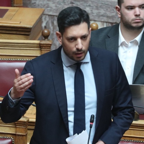 ΚΟΚ: Νομοθετικές βελτιώσεις Κυρανάκη για ταξί, τροχόσπιτα, πρόστιμα