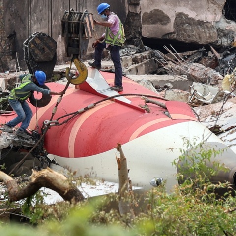 Ινδία: Τεχνικές επιθεωρήσεις πραγματοποιούνται σε όλα τα Boeing 787 μετά την τραγωδία με τους 270 νεκρούς