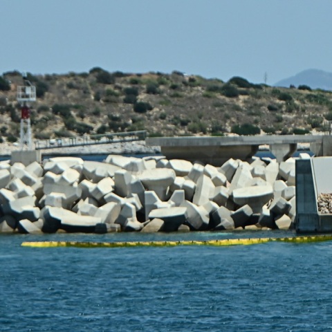 Μαρίνα Βουλιαγμένης: Καρέ καρέ η πτώση του ελικοπτέρου - Σώοι και οι πέντε επιβαίνοντες 