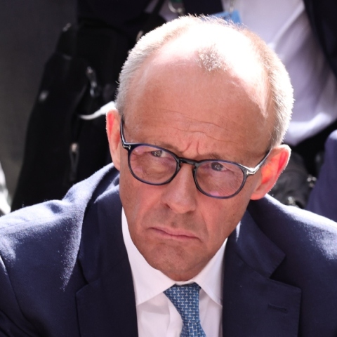 Ο Γερμανός καγκελάριος, Φρίντριχ Μερτς