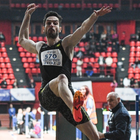 Ο Μίλτος Τεντόγλου