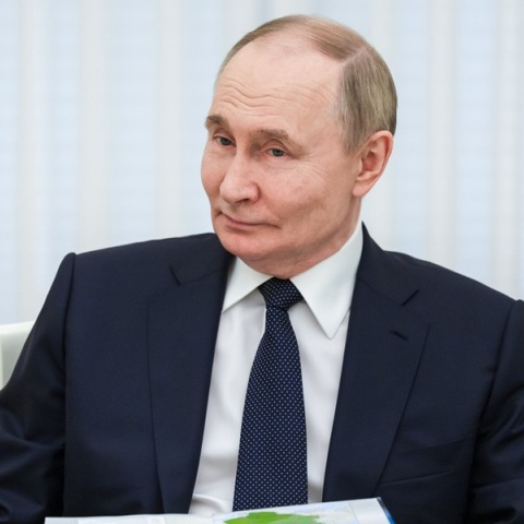 Πούτιν: Εργαζόμαστε για να προσφέρουμε τη βοήθειά μας στον ιρανικό λαό