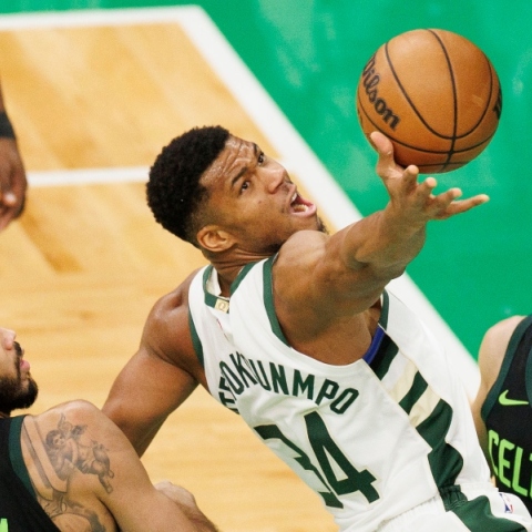 Ο Γιάννης Αντετοκούνμπο